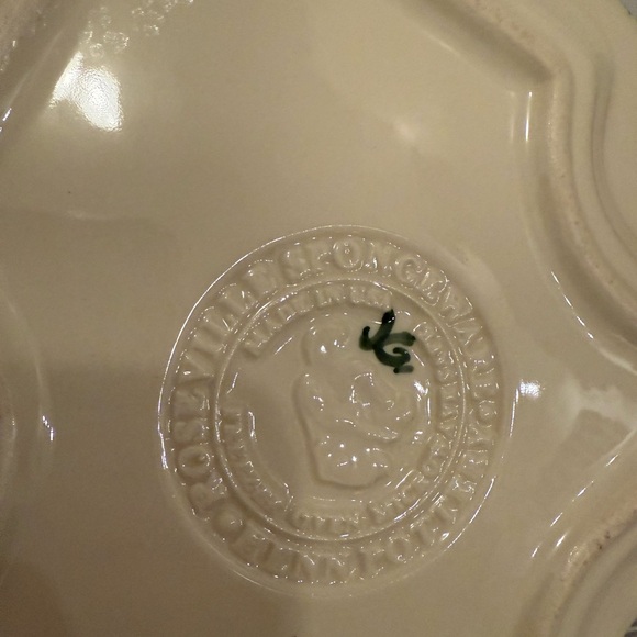 Roseville spounge ware 
Christmas tree platter - Picture 3 of 8